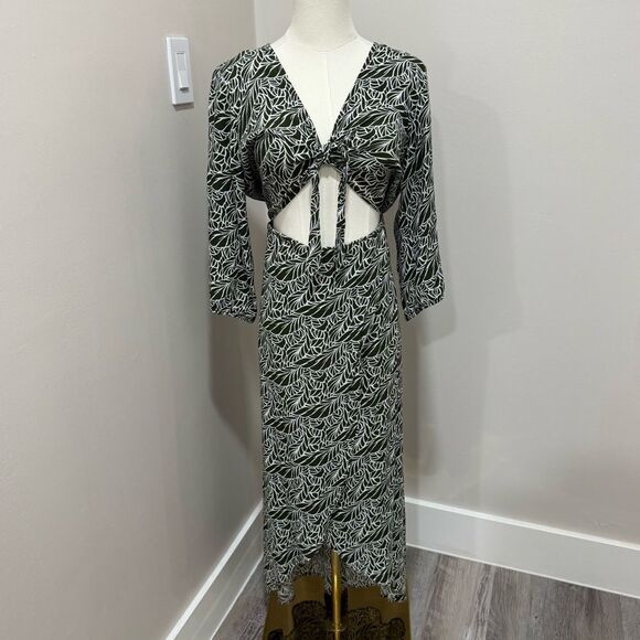 Express green/white bare midriff dress size‎ Medium - Picture 1 of 4
